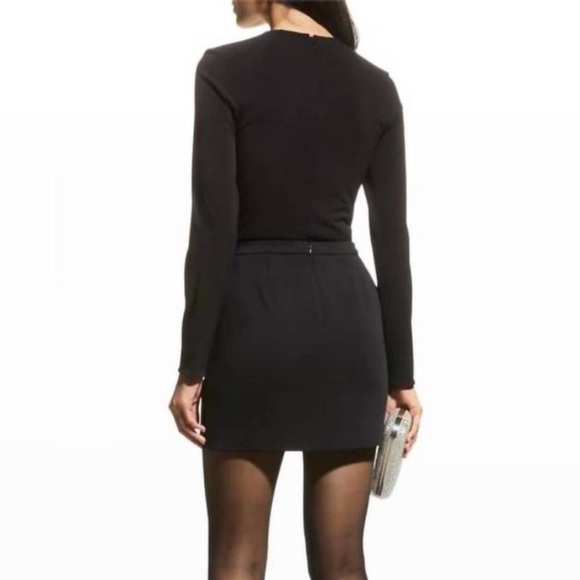 NWT. CINQ A SEPT Ioda Bodysuit in Black - Size M. Thong back. Snap closure. - Picture 4 of 5